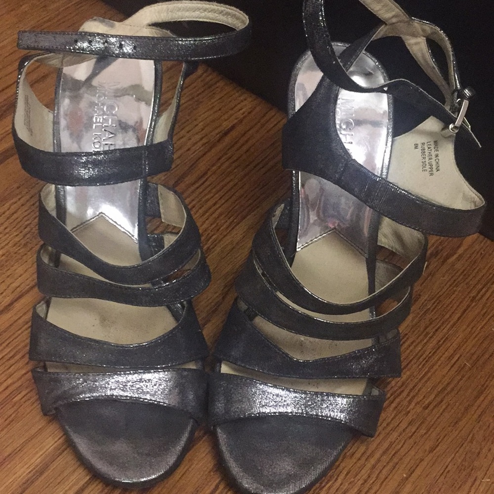 Micael Kors silver heels